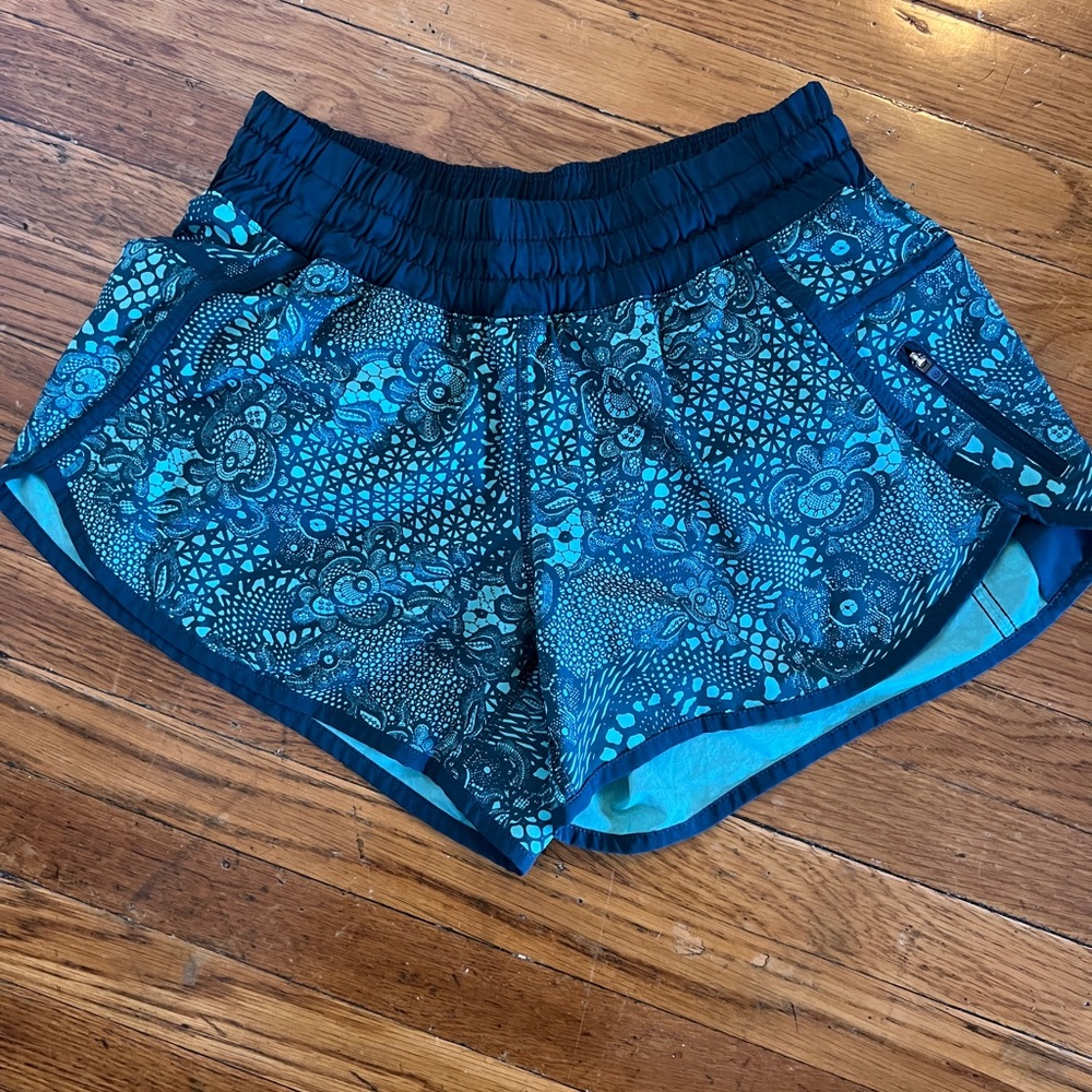Lululemon shorts, size 8, green paisley print